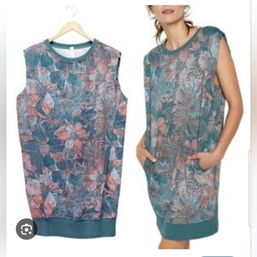 Anthropoligy Daily Practice Tropical Floral Sweatshirt Tunic Bathing Suit Cover